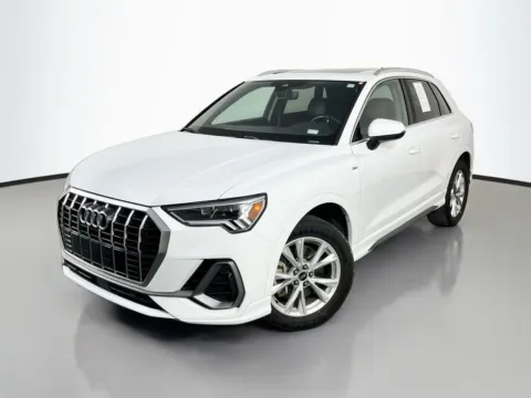 Unknown 2024 Audi Q3 Premium for sale in St. Charles, MO