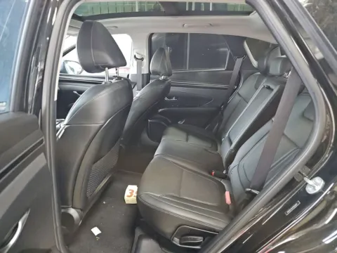 More photos of 2023 Hyundai Tucson Limited at Clement Supercenter, MO