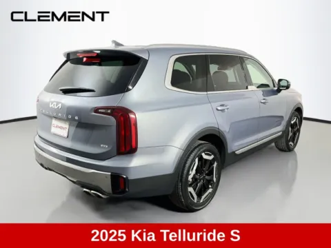 More photos of 2025 Kia Telluride S at Clement Supercenter, MO