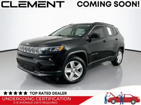 Black 2022 Jeep Compass Latitude for sale in St. Charles, MO