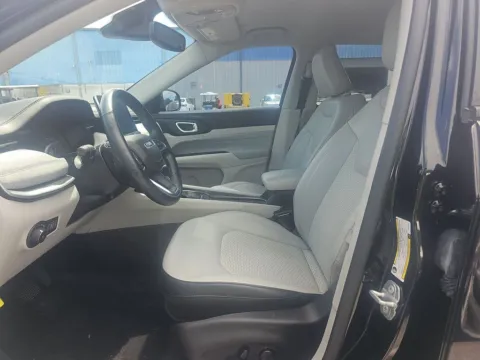 Another view of 2022 Jeep Compass Latitude for sale in St. Charles, MO at Clement Supercenter