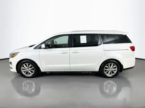More photos of 2021 Kia Sedona EX at Clement Supercenter, MO