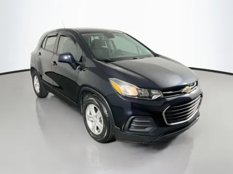 More photos of 2021 Chevrolet Trax LS at Clement Supercenter, MO
