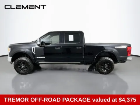 More photos of 2022 Ford F-350SD King Ranch at Clement Supercenter, MO