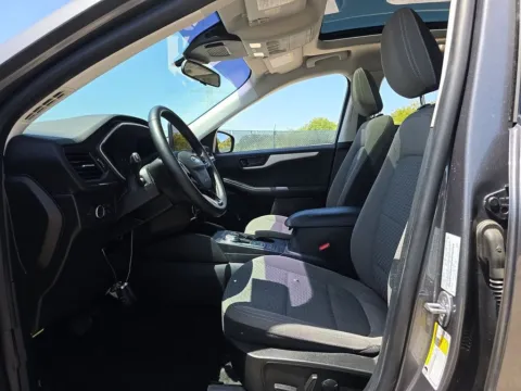 Another view of 2022 Ford Escape SE for sale in St. Charles, MO at Clement Supercenter