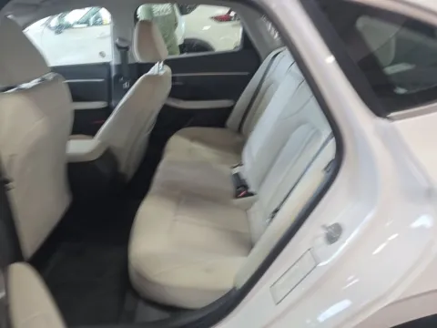 More photos of 2025 Hyundai Sonata SEL at Clement Supercenter, MO