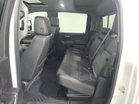 More photos of 2022 GMC Sierra 2500 HD Denali at Clement Supercenter, MO