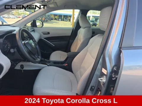 More photos of 2024 Toyota Corolla Cross L at Clement Supercenter, MO