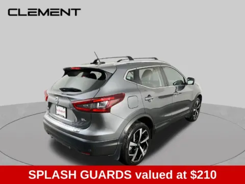 More photos of 2022 Nissan Rogue Sport SL at Clement Supercenter, MO
