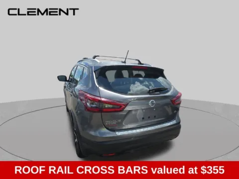 More photos of 2022 Nissan Rogue Sport SL at Clement Supercenter, MO