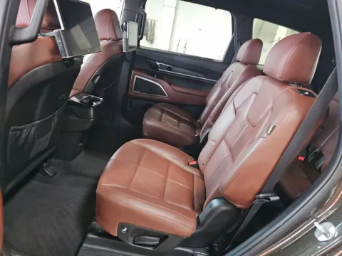 More photos of 2023 Kia Telluride EX at Clement Supercenter, MO