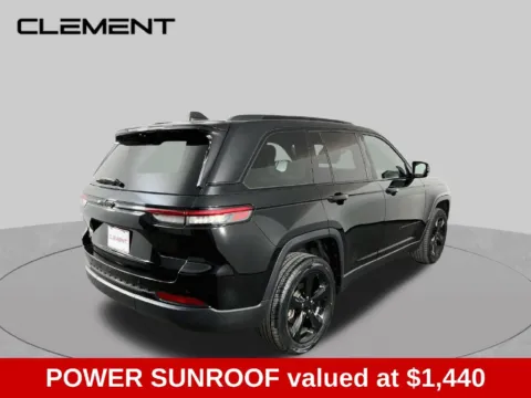 More photos of 2023 Jeep Grand Cherokee Altitude X at Clement Supercenter, MO