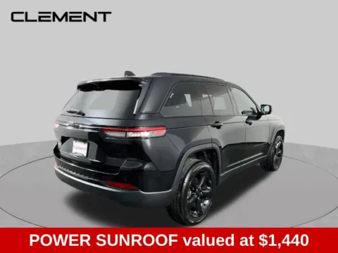 More photos of 2023 Jeep Grand Cherokee Altitude X at Clement Supercenter, MO