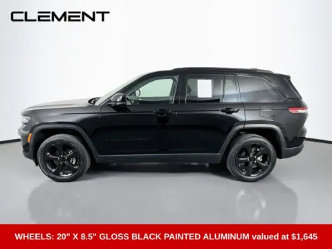 More photos of 2023 Jeep Grand Cherokee Altitude X at Clement Supercenter, MO