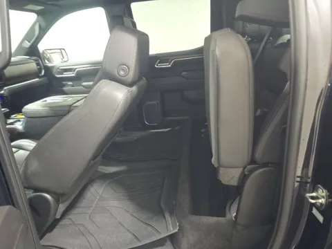 More photos of 2022 Chevrolet Silverado 1500 High Country at Clement Supercenter, MO