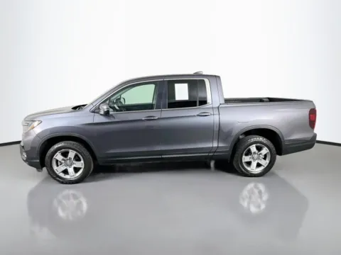 More photos of 2025 Honda Ridgeline RTL at Clement Supercenter, MO