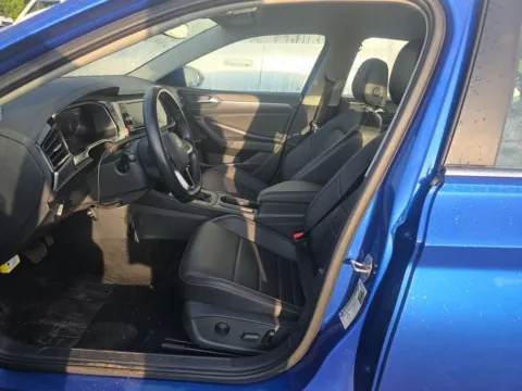 Another view of 2024 Volkswagen Jetta 1.5T SE for sale in St. Charles, MO at Clement Supercenter