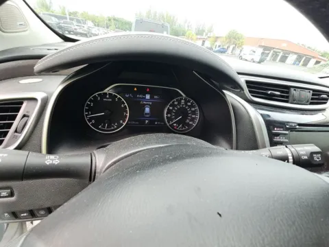 Photos of 2019 Nissan Murano Platinum for sale in St. Charles, MO at Clement Supercenter