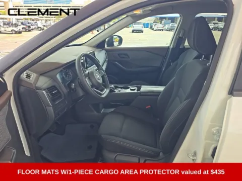 More photos of 2023 Nissan Rogue S at Clement Supercenter, MO