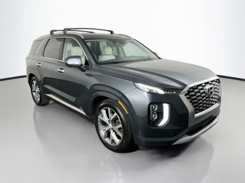 Another view of 2021 Hyundai Palisade Limited for sale in St. Charles, MO at Clement Supercenter