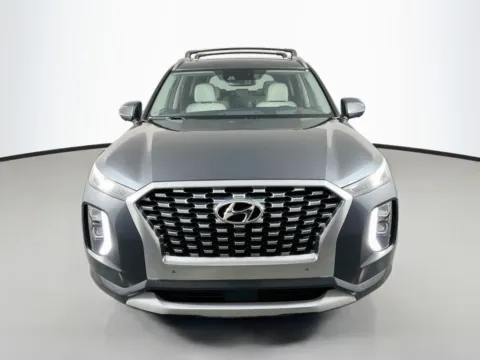 Photos of 2021 Hyundai Palisade Limited for sale in St. Charles, MO at Clement Supercenter