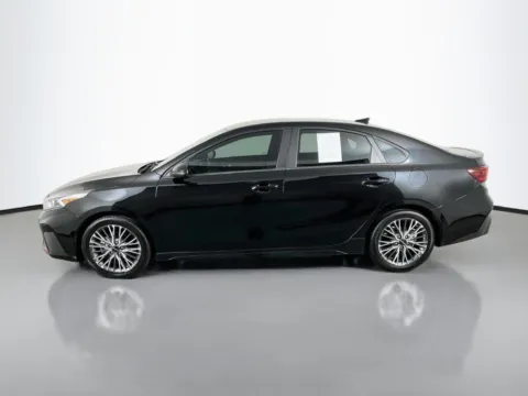 More photos of 2023 Kia Forte GT-Line at Clement Supercenter, MO