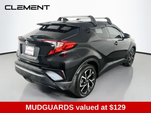More photos of 2022 Toyota C-HR XLE at Clement Supercenter, MO