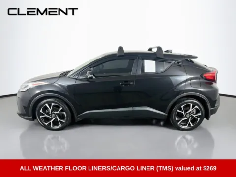 More photos of 2022 Toyota C-HR XLE at Clement Supercenter, MO