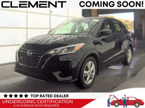 Black 2022 Nissan Kicks S for sale in St. Charles, MO
