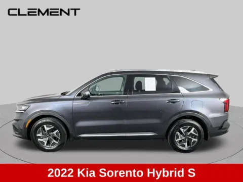 More photos of 2022 Kia Sorento Hybrid S at Clement Supercenter, MO