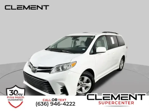 White 2020 Toyota Sienna LE for sale in St. Charles, MO