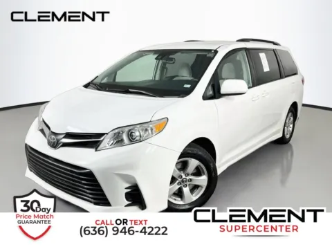 White 2020 Toyota Sienna LE for sale in St. Charles, MO