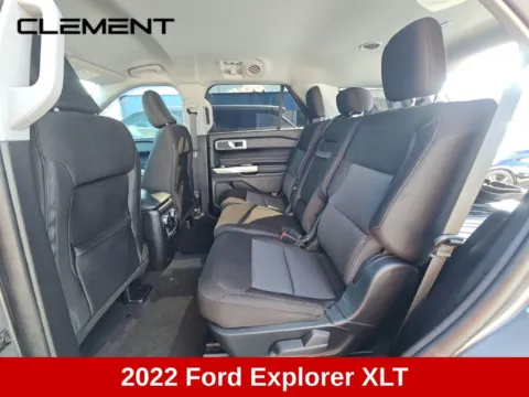 More photos of 2022 Ford Explorer XLT at Clement Supercenter, MO