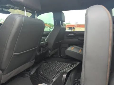 More photos of 2024 GMC Sierra 2500 HD AT4 at Clement Supercenter, MO