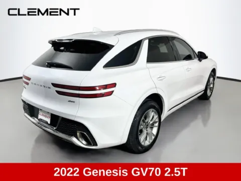 More photos of 2022 Genesis GV70 2.5T at Clement Supercenter, MO