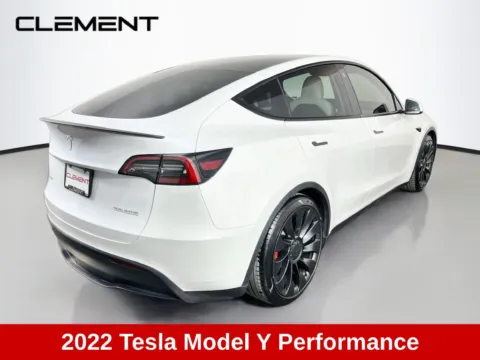 More photos of 2022 Tesla Model Y Performance at Clement Supercenter, MO