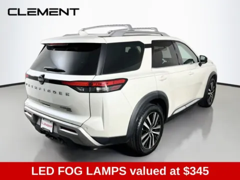More photos of 2023 Nissan Pathfinder Platinum at Clement Supercenter, MO
