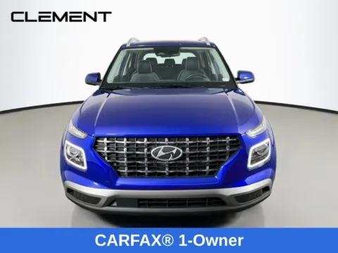 Photos of 2025 Hyundai Venue Limited for sale in St. Charles, MO at Clement Supercenter
