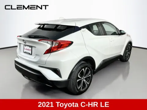 More photos of 2021 Toyota C-HR LE at Clement Supercenter, MO