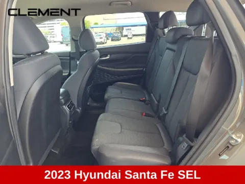 More photos of 2023 Hyundai Santa Fe SEL at Clement Supercenter, MO