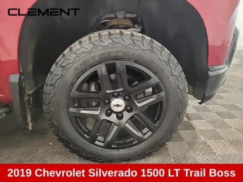 More photos of 2019 Chevrolet Silverado 1500 LT Trail Boss at Clement Supercenter, MO