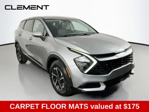 More photos of 2023 Kia Sportage Hybrid LX at Clement Supercenter, MO