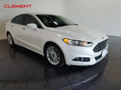 Another view of 2016 Ford Fusion SE for sale in St. Charles, MO at Clement Supercenter