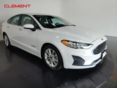 Another view of 2019 Ford Fusion Hybrid SE for sale in St. Charles, MO at Clement Supercenter