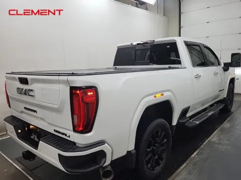 More photos of 2022 GMC Sierra 2500HD Denali at Clement Supercenter, MO
