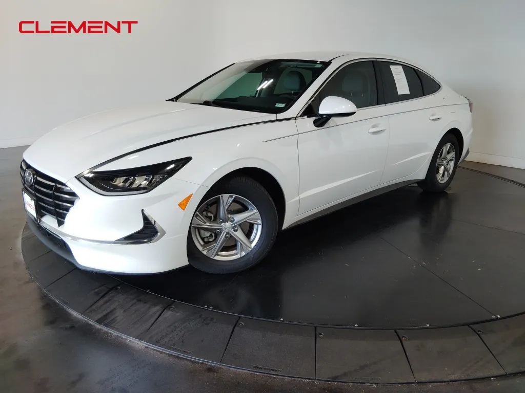 White 2022 Hyundai Sonata SE for sale in St. Charles, MO