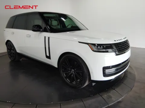 Another view of 2025 Land Rover Range Rover Plug-In Hybrid Autobiography for sale in St. Charles, MO at Clement Supercenter