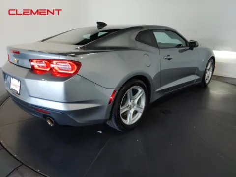 More photos of 2023 Chevrolet Camaro 1LT at Clement Supercenter, MO