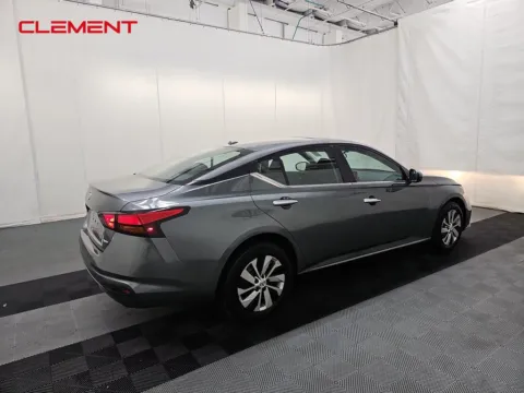 More photos of 2020 Nissan Altima 2.5 S at Clement Supercenter, MO