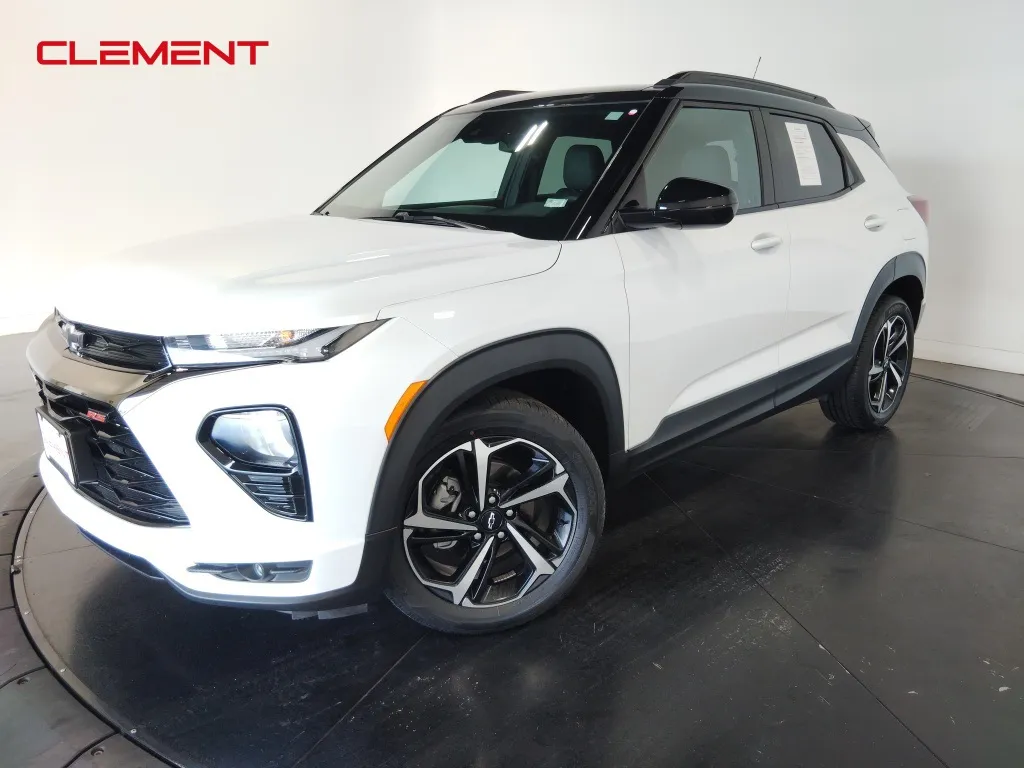 White 2023 Chevrolet TrailBlazer RS for sale in St. Charles, MO